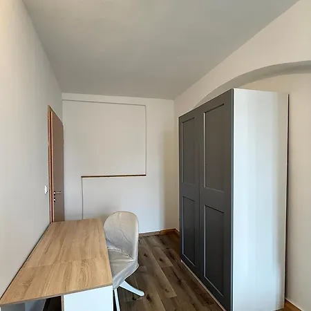 Für Monteure Und Geschäftsreisende - Jakobervorstadt * Augsburgo