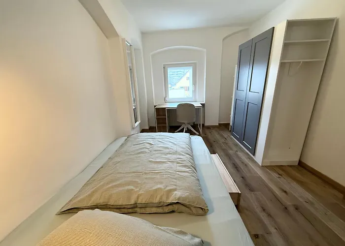 Fuer Monteure Und Geschaeftsreisende - Jakobervorstadt *